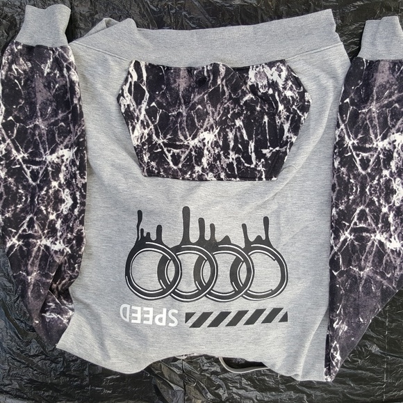 Hoodie - Picture 3 of 4